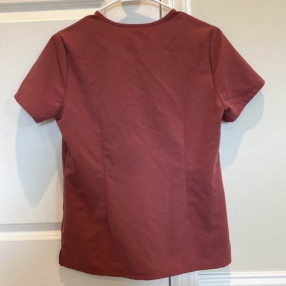 Figs: Catarina One-Pocket Scrub Top. Size XS - Picture 2 of 4